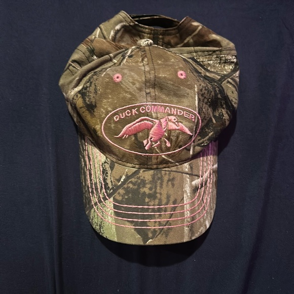 Camo Duck commanders pink hat - Picture 1 of 2